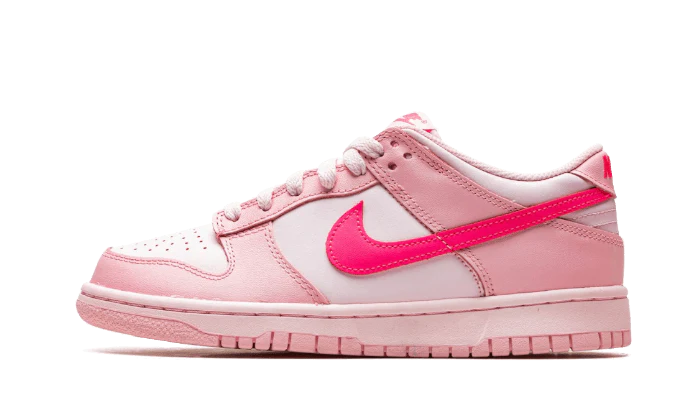 Nike Dunk Low Triple Pink